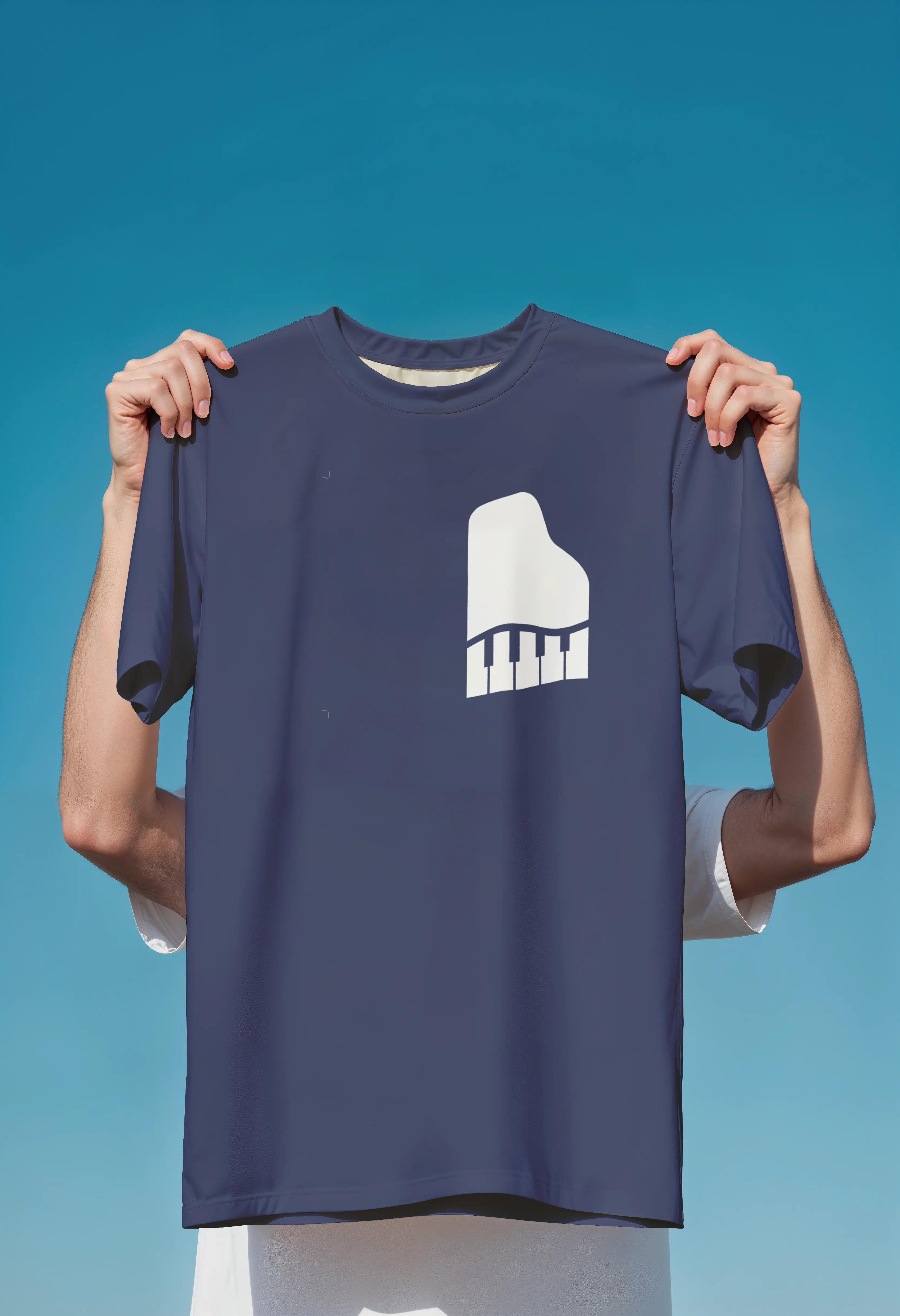 Mockup T-Shirt Bleu (Petit Logo Seul)